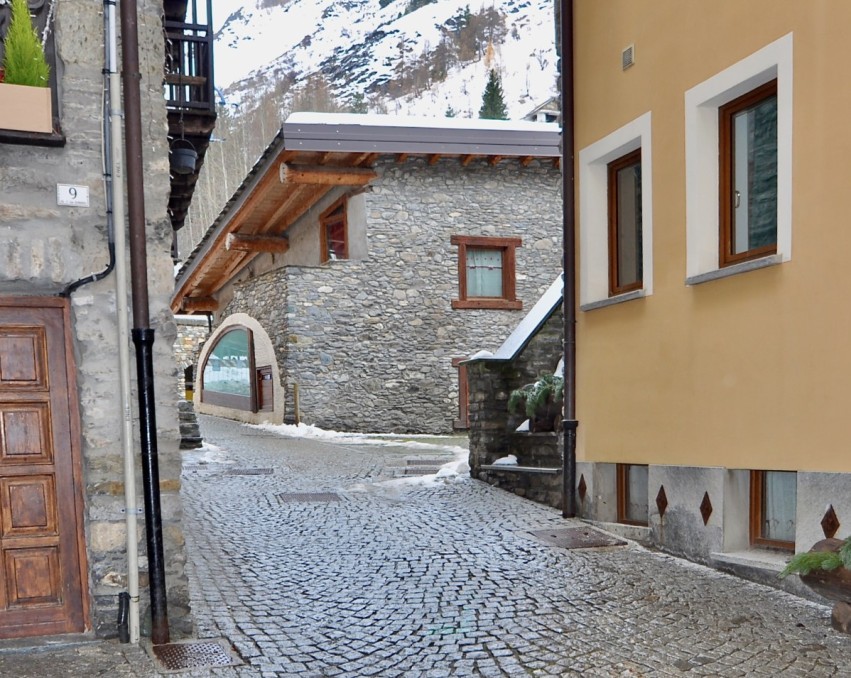 VILLA INDIPENDENTE