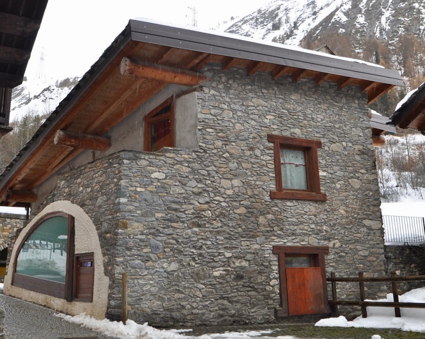 VILLA INDIPENDENTE